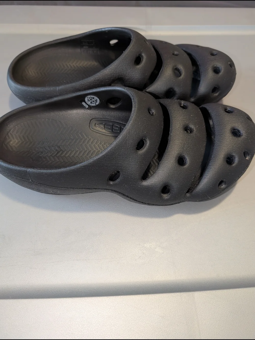 KEEN Yogui Clog Slip On Slide Sandals Black Mens Size US 13 UK 12 EU 47